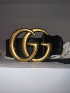 Gucci Black Leather Belt with Antique Gold Double G Buckle